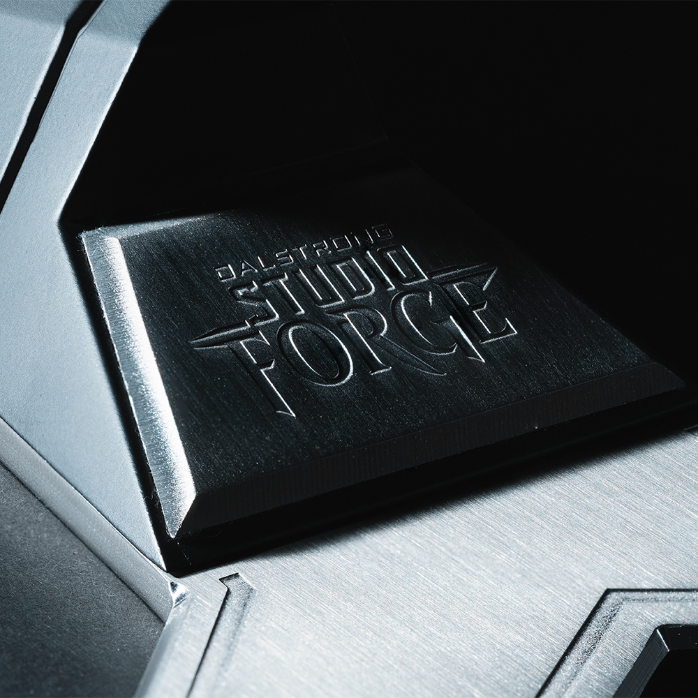 Batman StudioForge™ | 8” Bladed Displayable Chef Knife & Display Stand | The Gotham City™ Edge