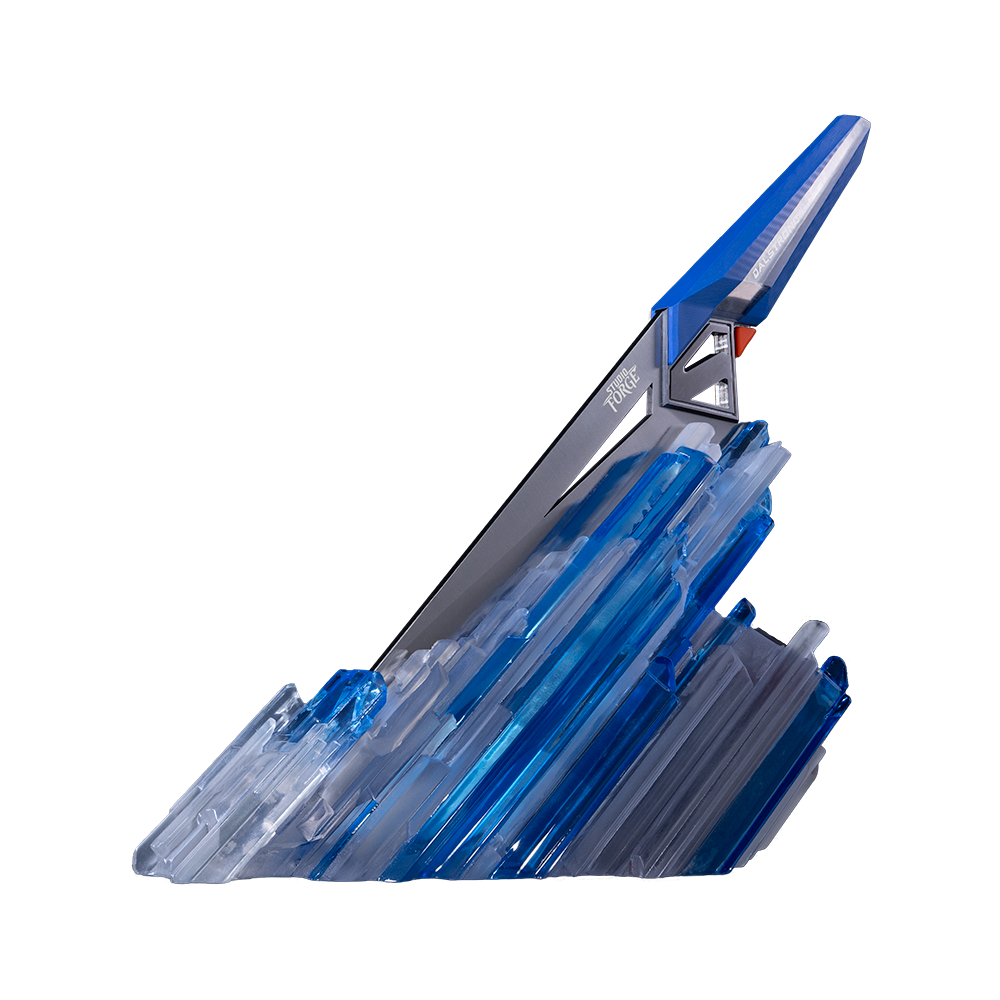 Superman™ x StudioForge™ | Edge of Solitude | 8.5” Collector’s Chef Knife & Display Stand