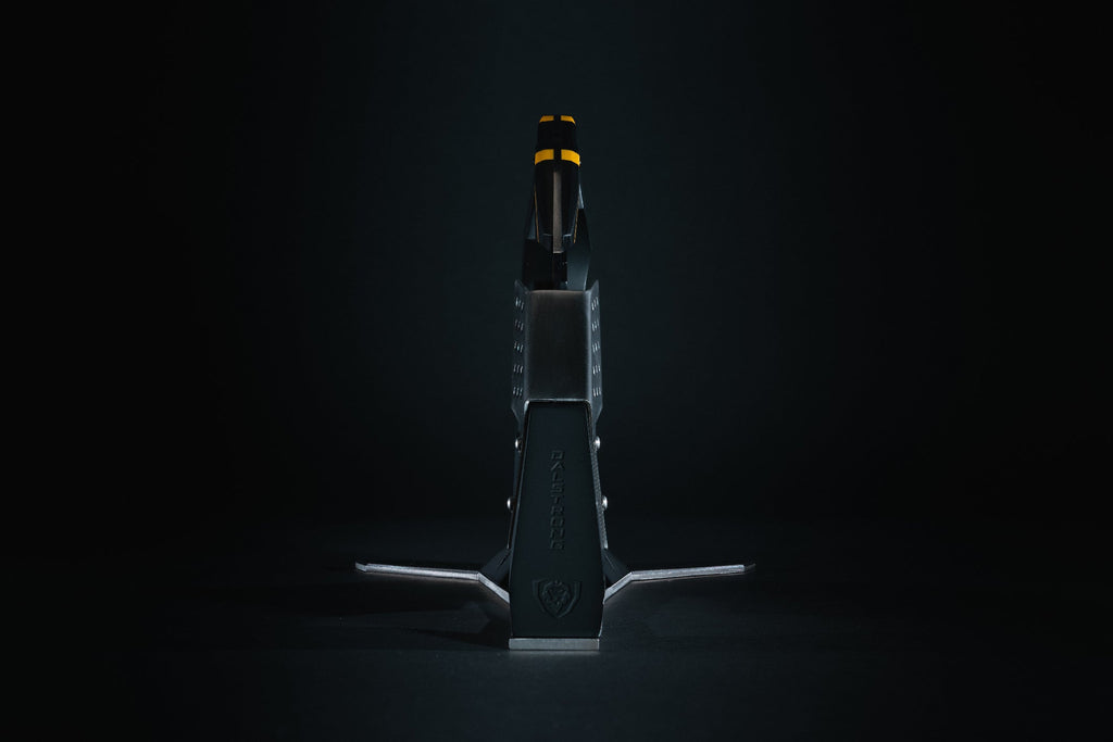 Batman StudioForge™ | 8” Bladed Displayable Chef Knife & Display Stand | The Gotham City™ Edge